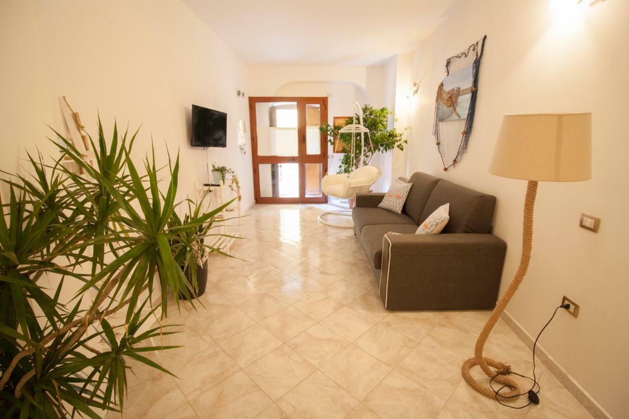 Lanterna Bianca Villa Cagliari Eksteriør bilde