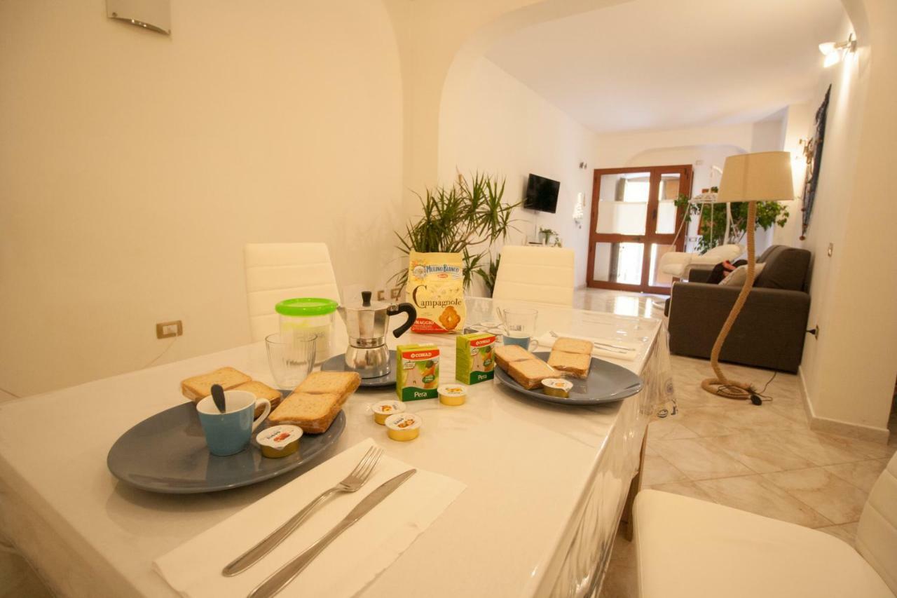 Lanterna Bianca Villa Cagliari Eksteriør bilde